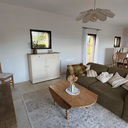Le Petit Holiday home Cauville-Sur-Mer